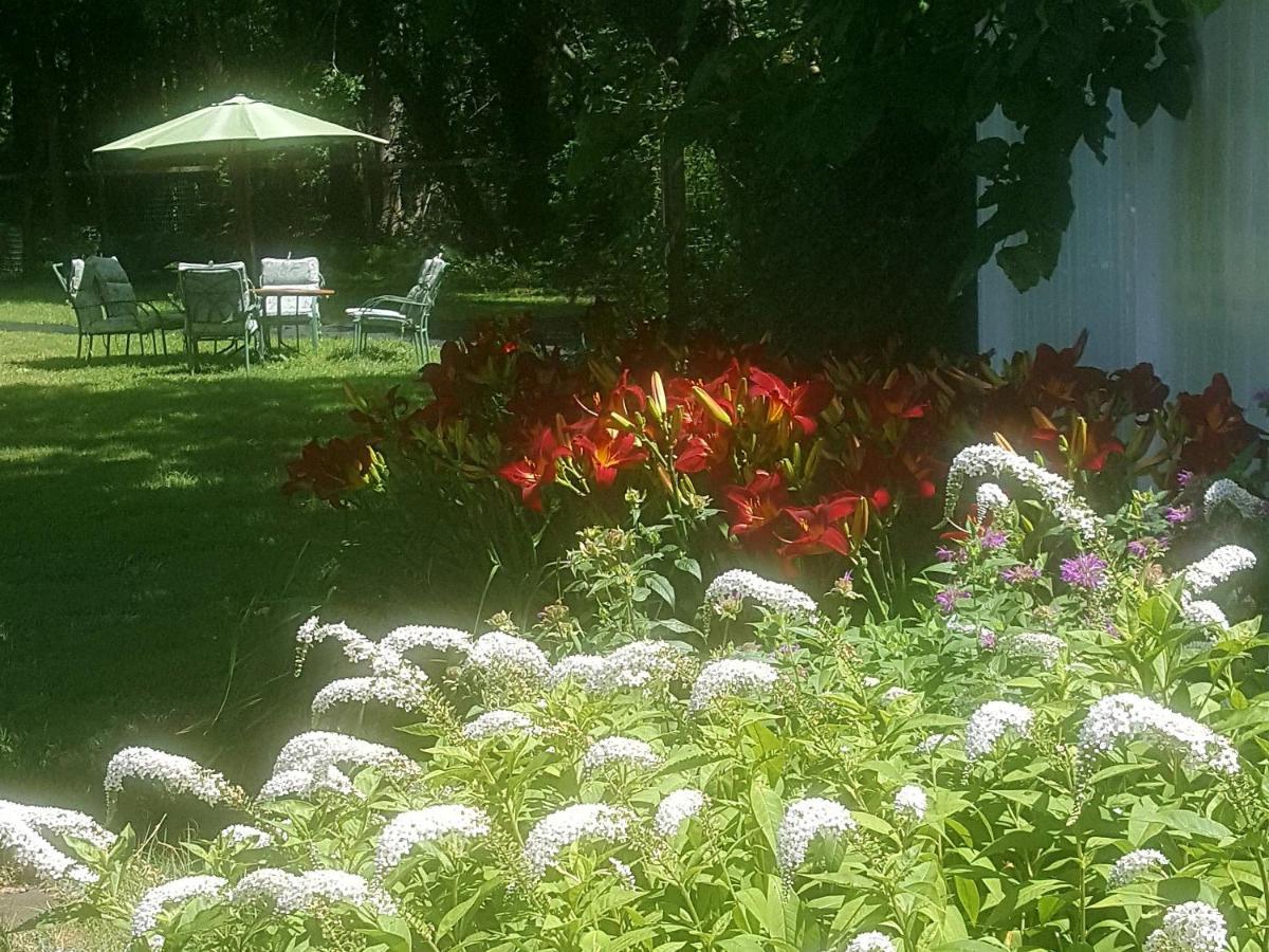 Haven Point Inn Rock Hall Exterior foto